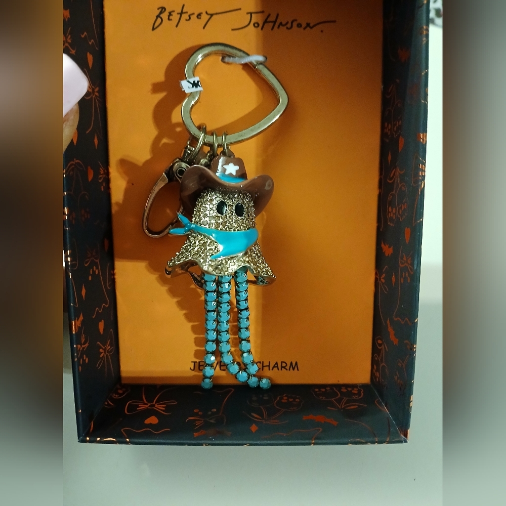 Betsey Johnson NWT/NIB Cowboy Ghost Bag Charm/Keychain - Picture 2 of 4